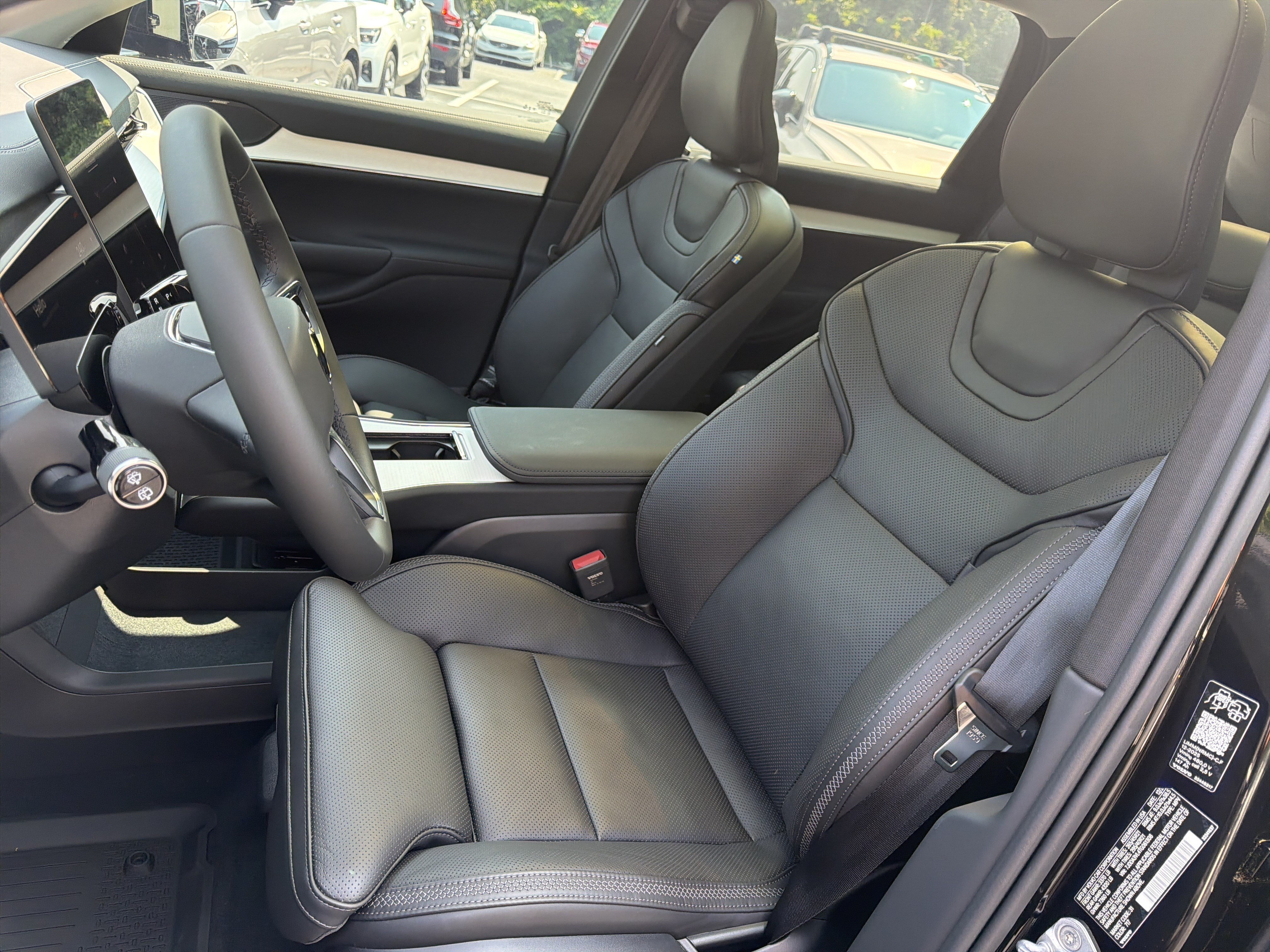 New 2026 Volvo EX90 Ultra AWD/4WD image 15