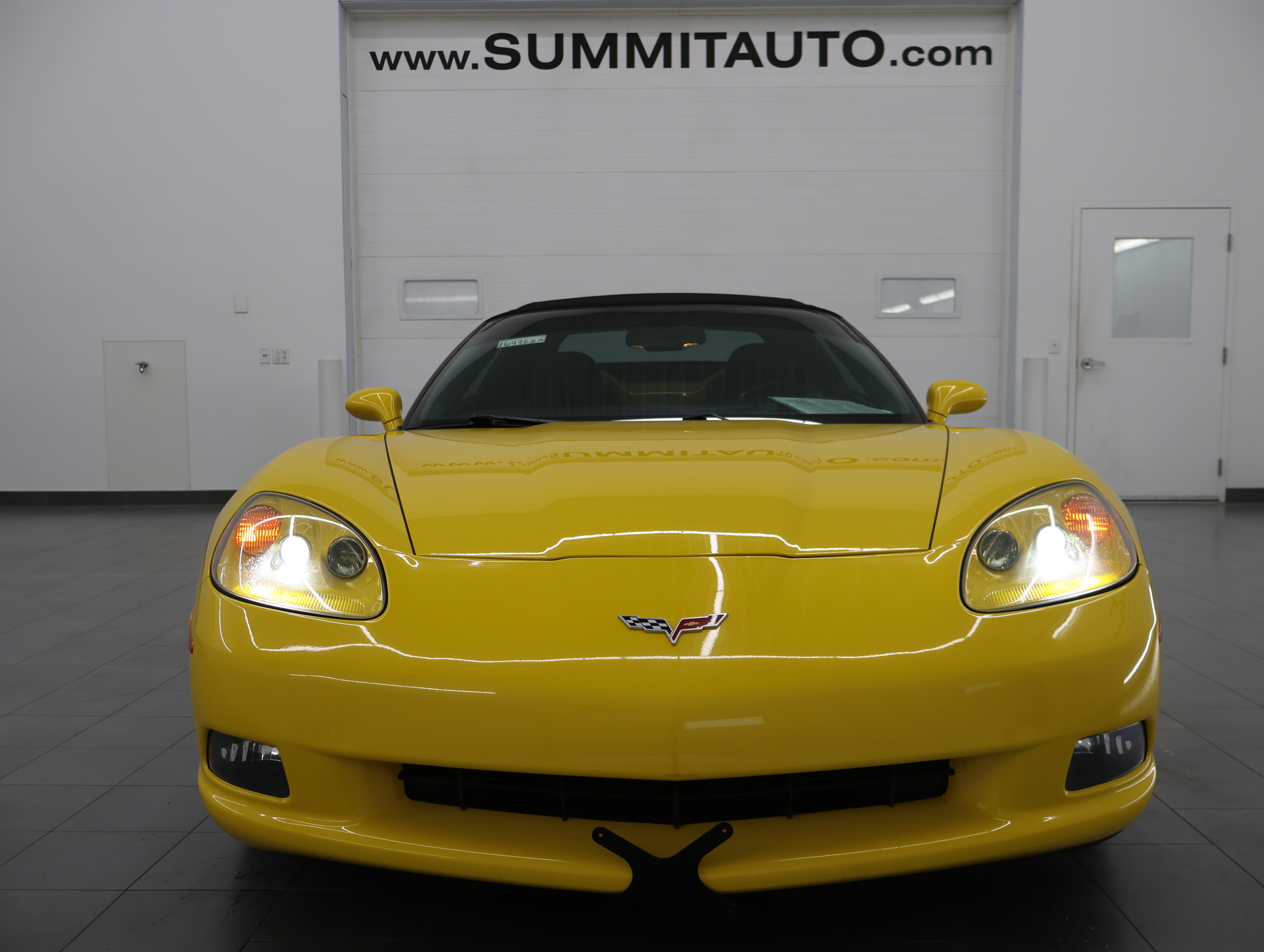 Used 2007 Chevrolet Corvette Coupe w/ Preferred Equipment Group RWD image 18