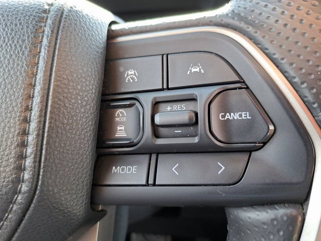 Used 2025 Toyota 4Runner SR5 AWD/4WD image 22