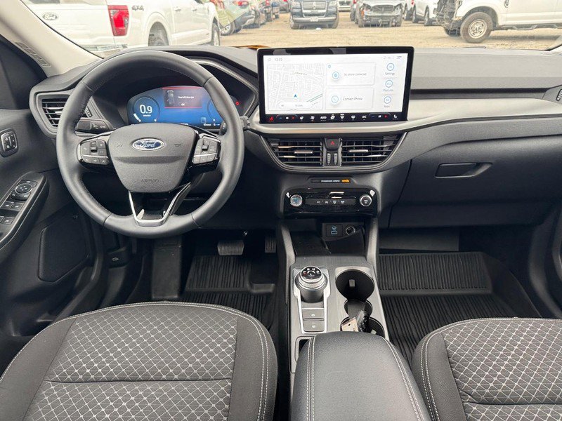 Used 2023 Ford Escape Active w/ Tech Pack #2 AWD/4WD image 14