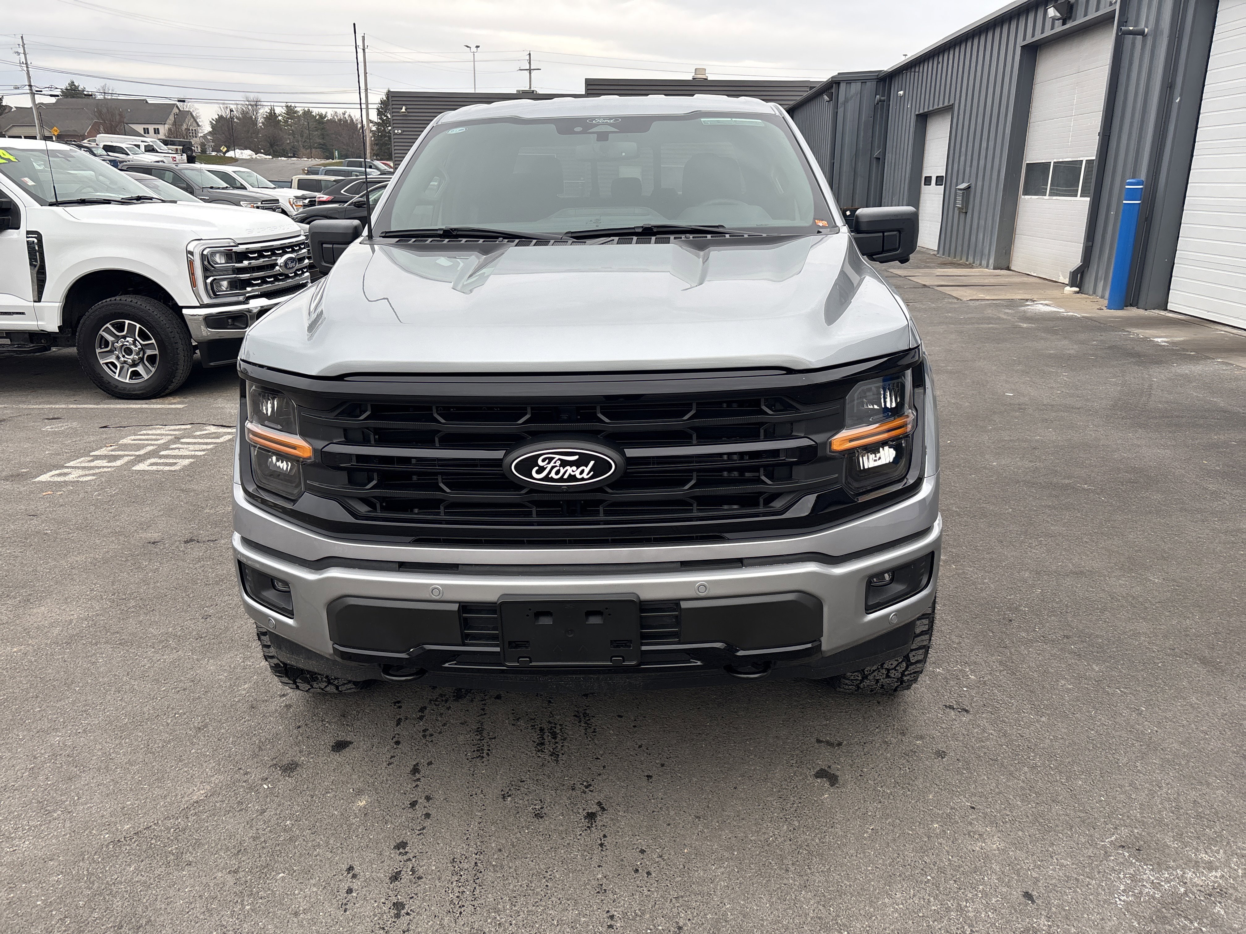 New 2025 Ford F150 XLT w/ Equipment Group 302A MID image 9