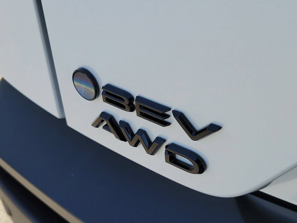 New 2026 Toyota C-HR AWD/4WD image 8