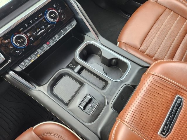 Used 2024 GMC Sierra 2500 Denali Ultimate image 18