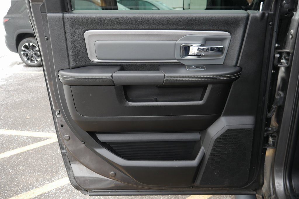 Used 2018 RAM 2500 Power Wagon w/ Leather & Luxury Group image 29