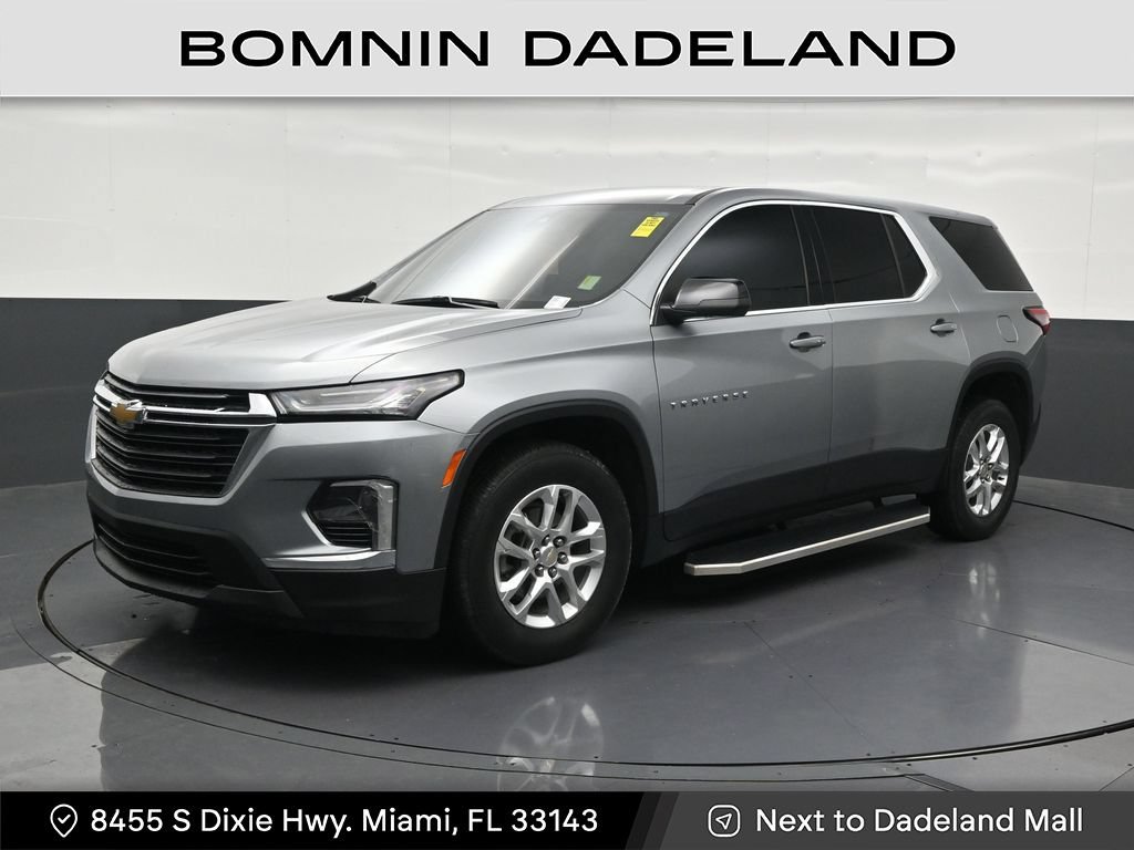 Used 2023 Chevrolet Traverse LS