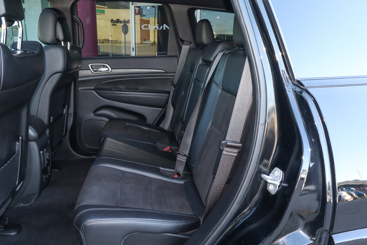 Used 2022 Jeep Grand Cherokee Laredo X AWD/4WD image 9