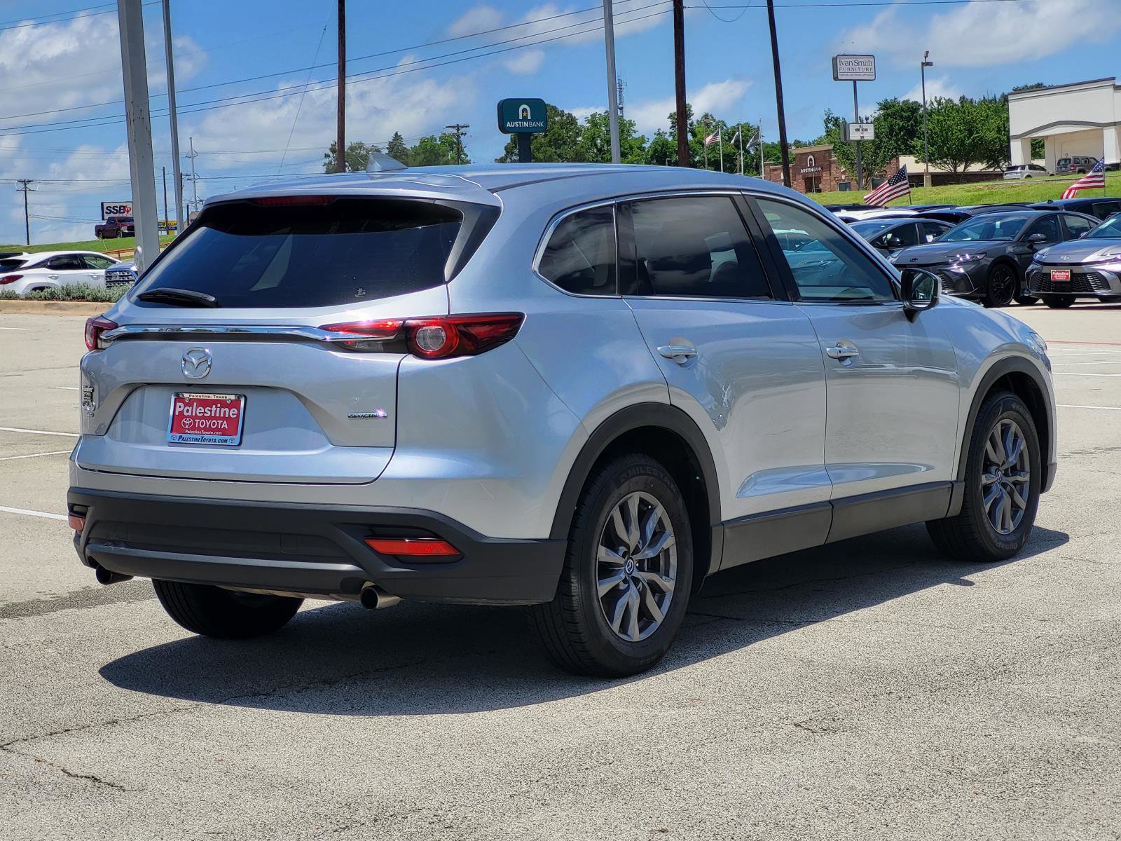 Used 2023 MAZDA CX-9 Touring image 6