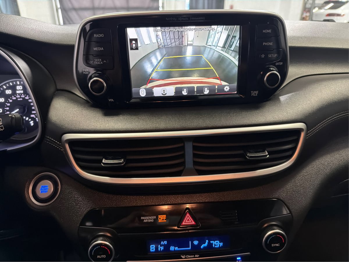Used 2021 Hyundai Tucson Limited AWD/4WD image 28