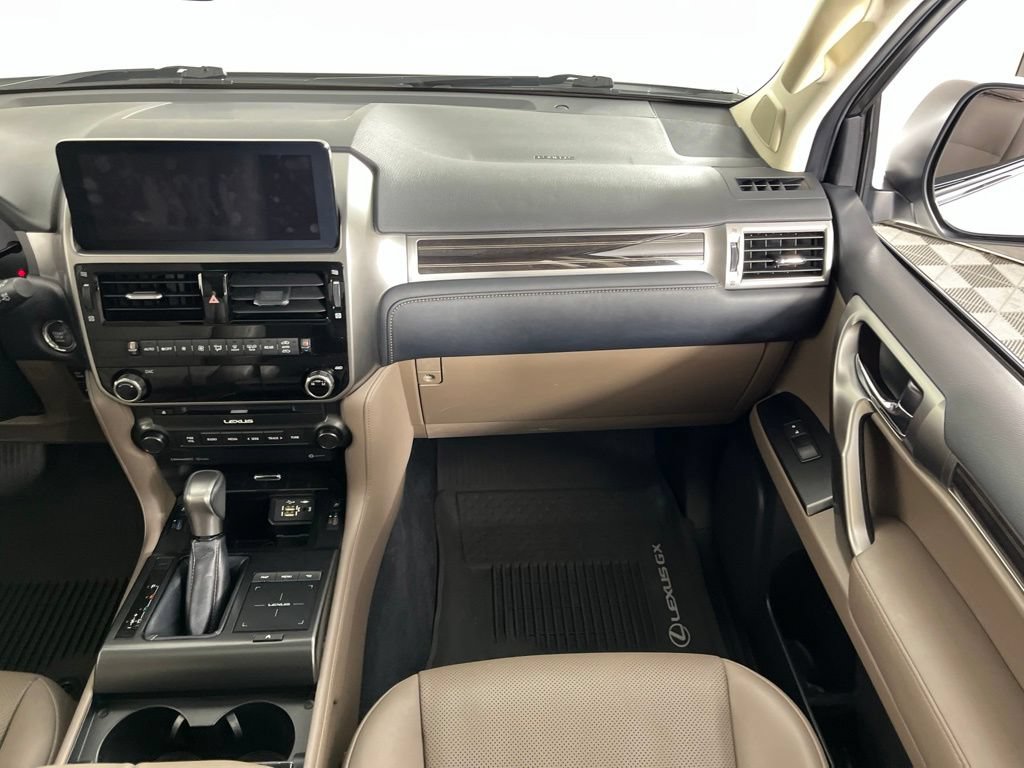 Used 2023 Lexus GX 460 Premium w/ Premium Package AWD/4WD image 19