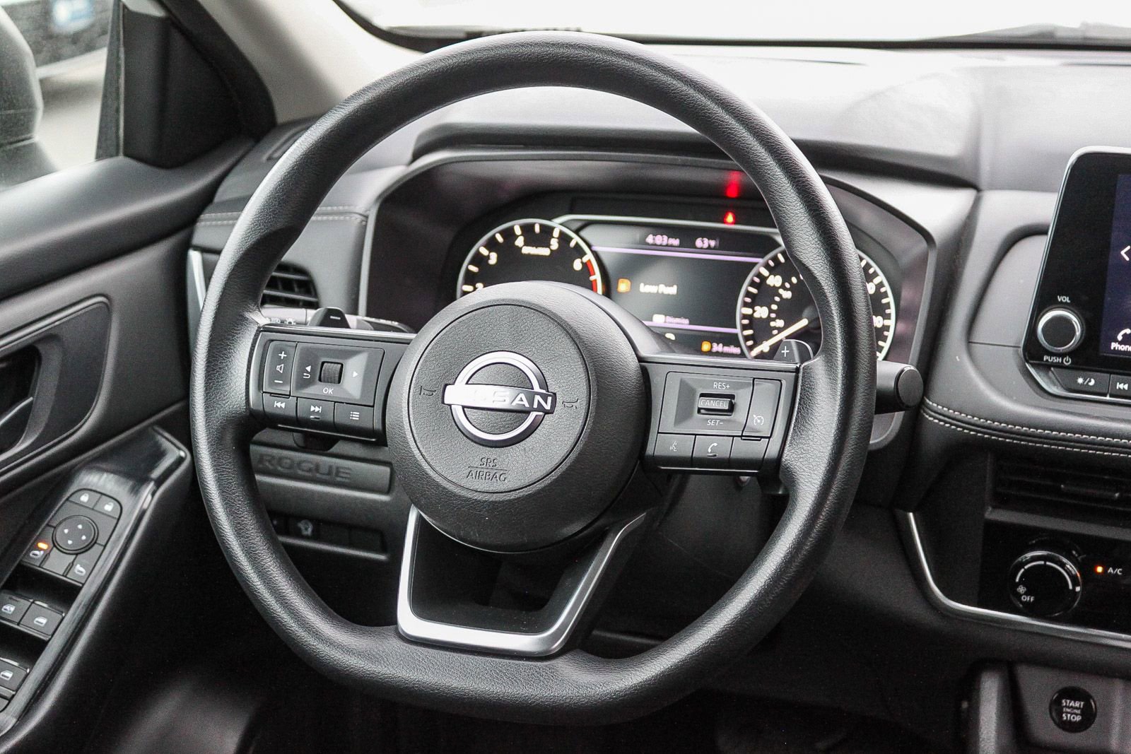 Used 2024 Nissan Rogue S image 16