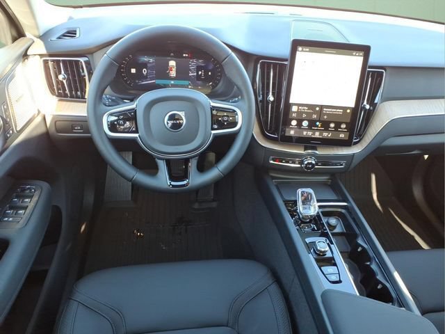 New 2026 Volvo XC60 B5 Plus w/ Protection Package Premier AWD/4WD image 13
