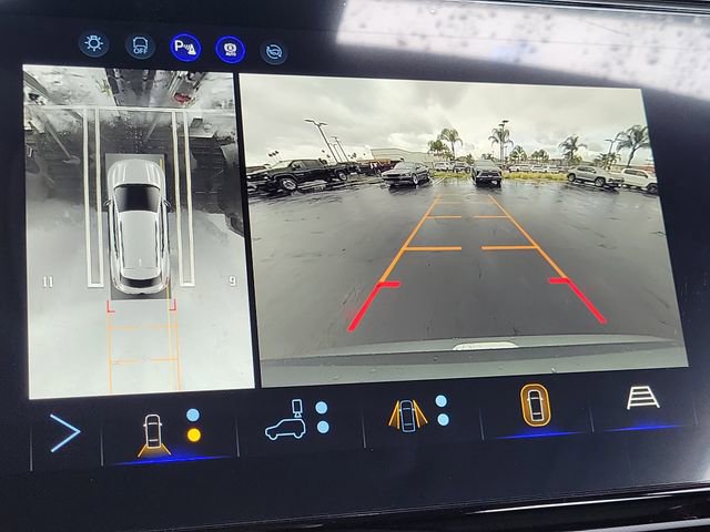 New 2027 Chevrolet Bolt RS w/ Technology Package FWD image 13