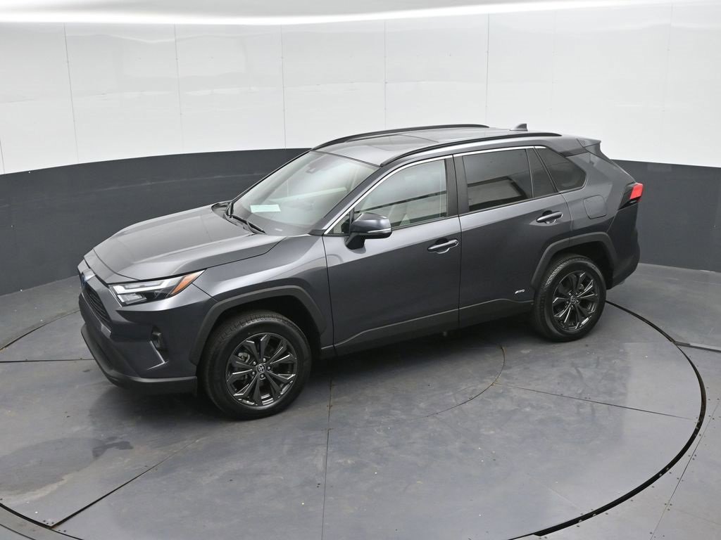 Used 2023 Toyota RAV4 XLE Premium image 55