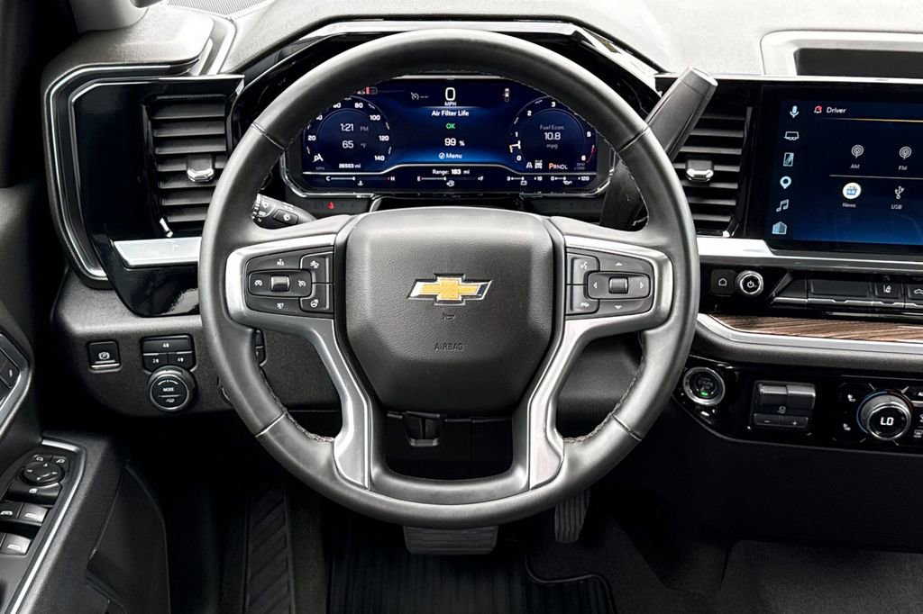 Used 2025 Chevrolet Silverado 2500 LT w/ Convenience Package AWD/4WD image 22
