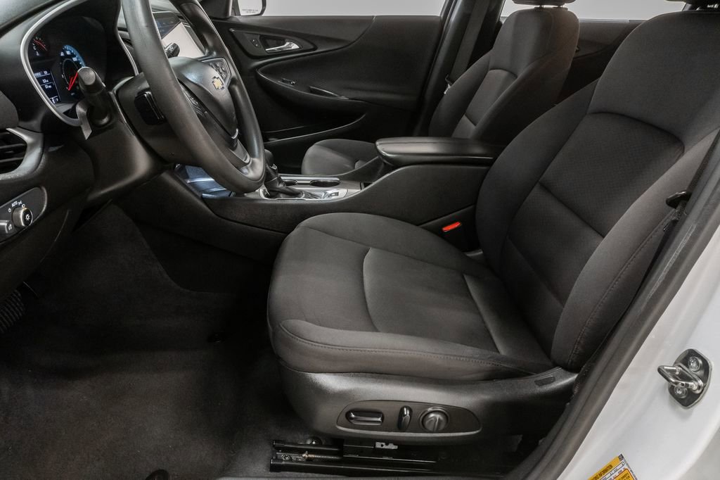 Used 2023 Chevrolet Malibu LT image 10