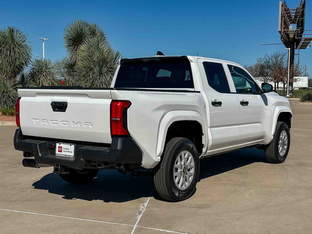 Used 2026 Toyota Tacoma SR image 3