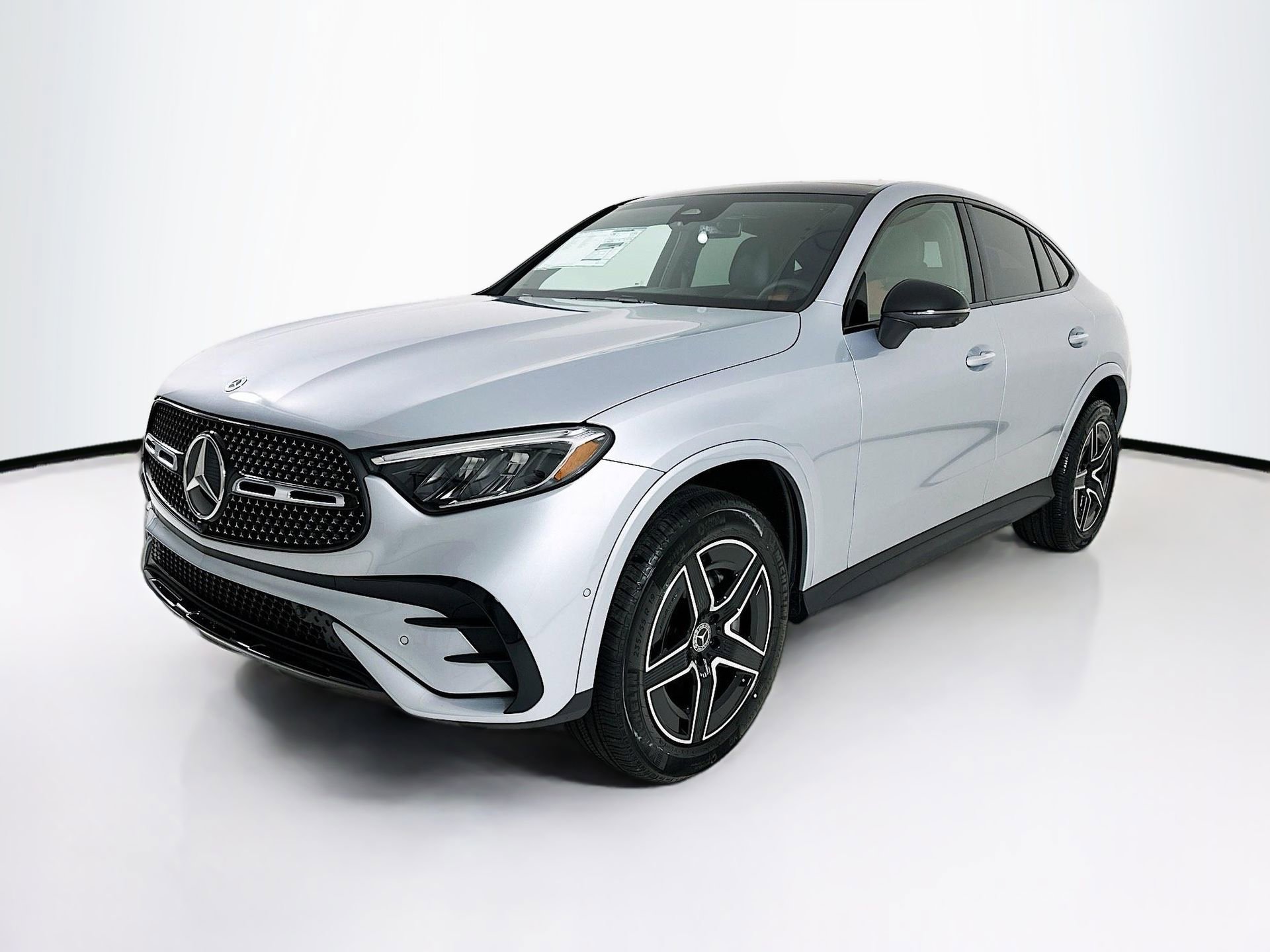 New 2026 Mercedes-Benz GLC 300 4MATIC image 3