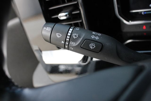 Used 2024 Chevrolet Silverado 2500 LTZ AWD/4WD image 12