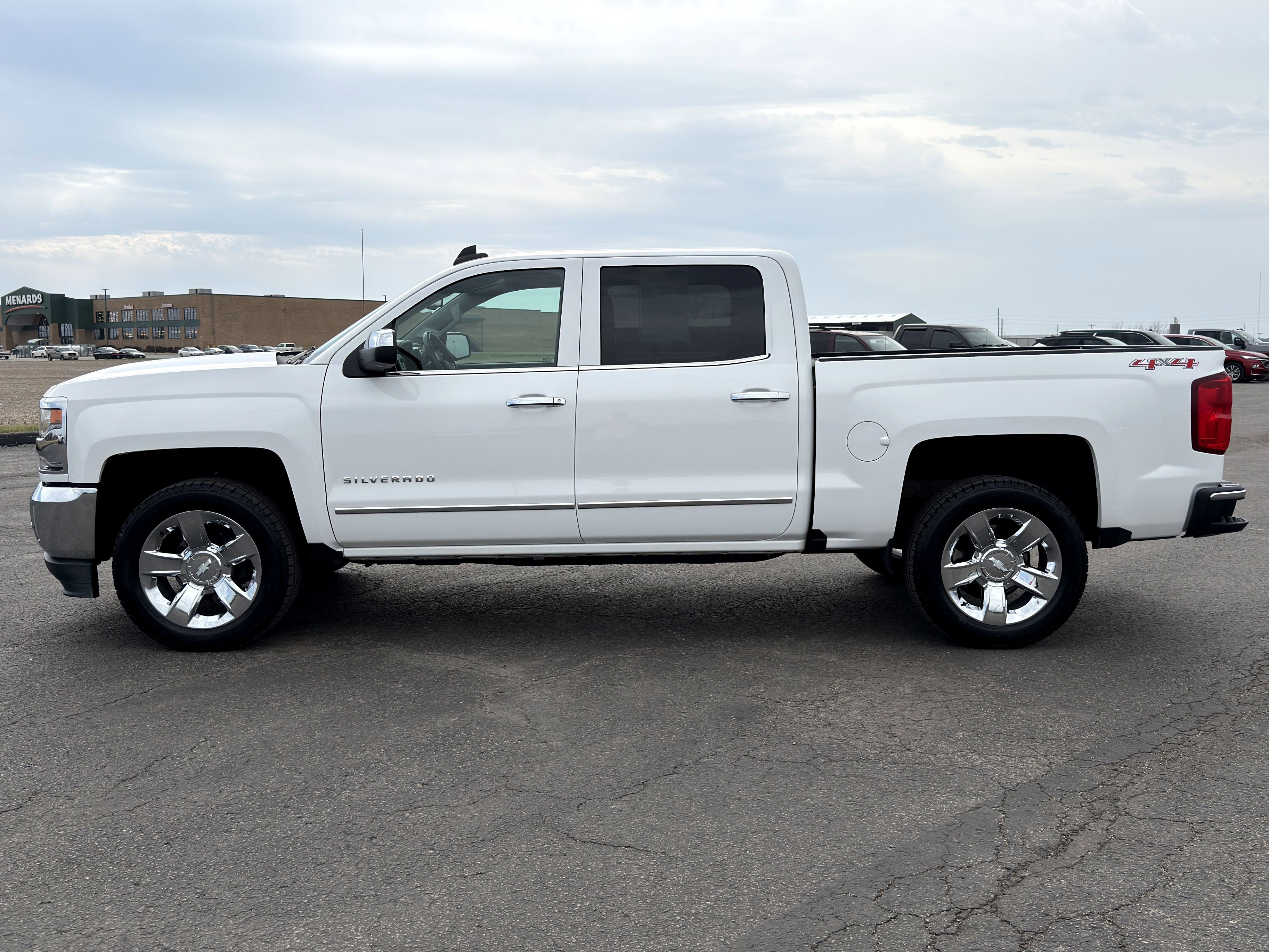 Used 2017 Chevrolet Silverado 1500 LTZ w/ Sport Package image 7
