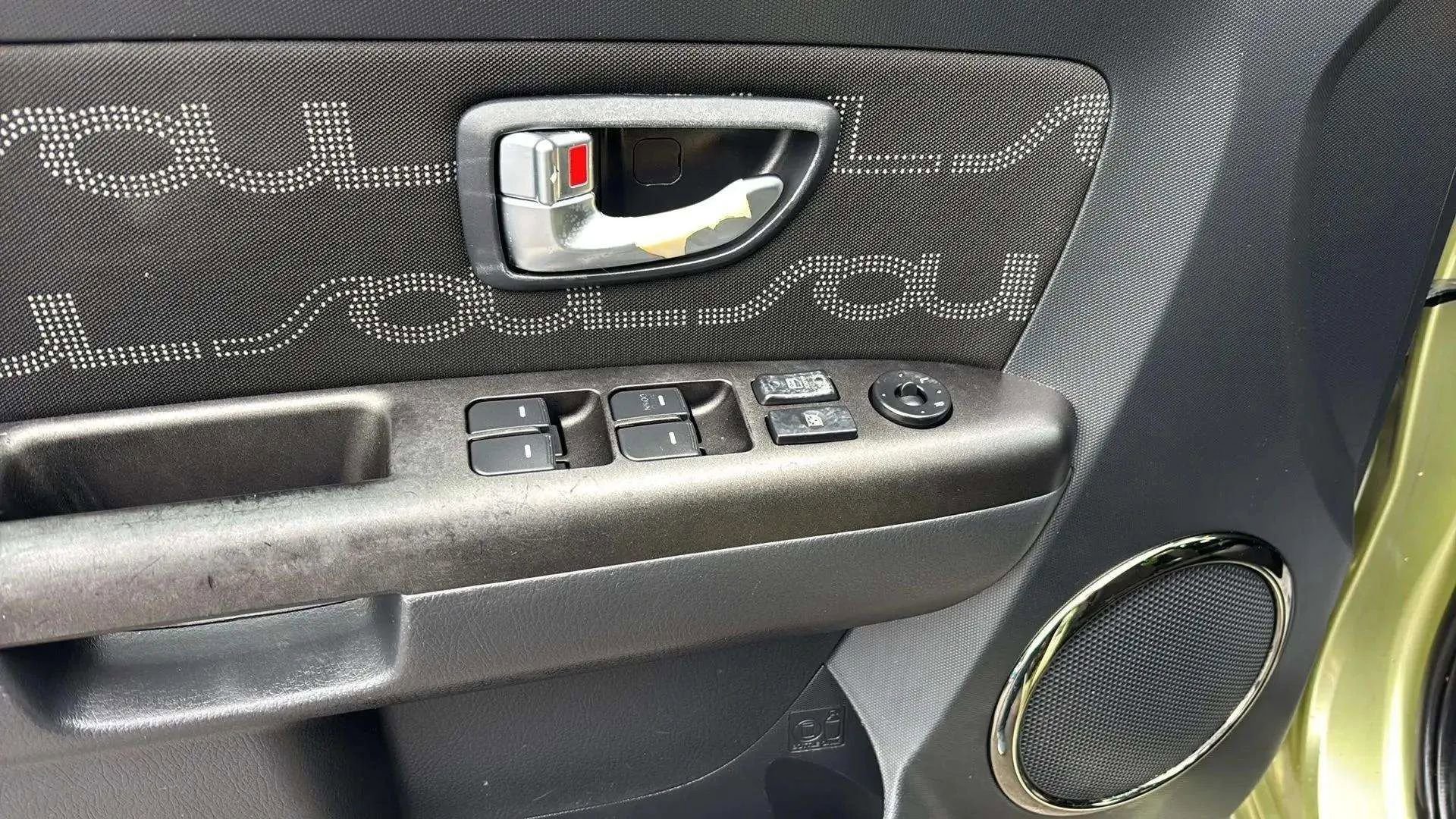 Used 2013 Kia Soul + image 10