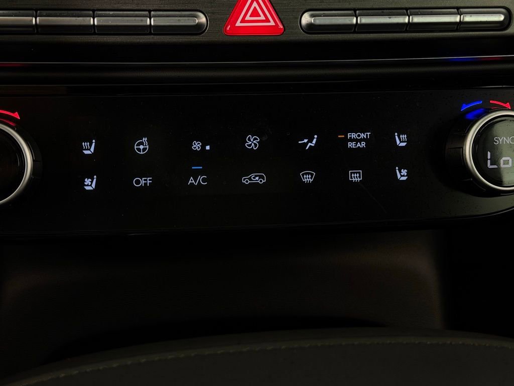 Used 2026 Hyundai Palisade Calligraphy AWD/4WD image 17