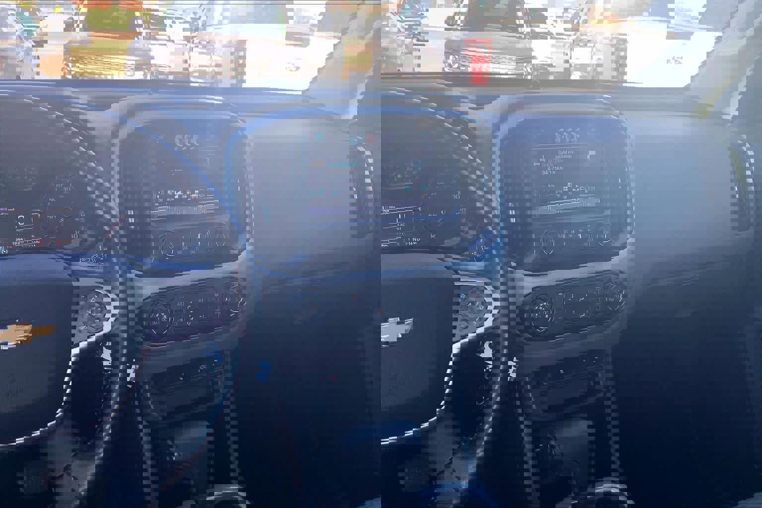 Used 2016 Chevrolet Colorado LT w/ LT Convenience Package image 6