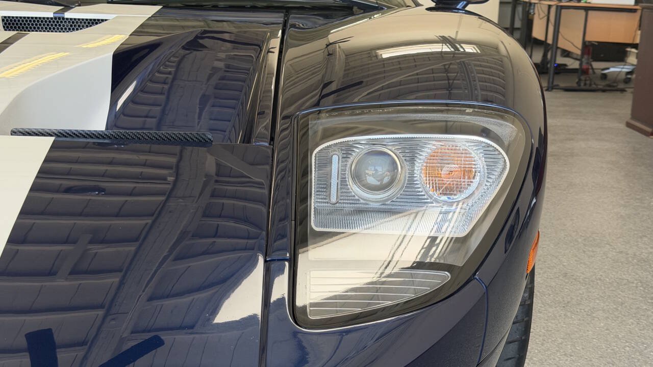 Used 2006 Ford GT RWD image 26