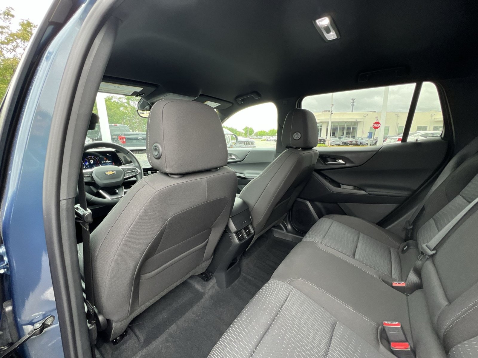 Used 2026 Chevrolet Equinox LT w/ Safety and Technology Package AWD/4WD image 27