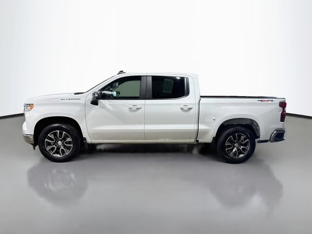 Used 2022 Chevrolet Silverado 1500 LT AWD/4WD image 9