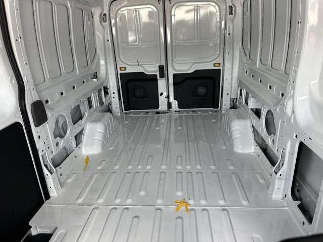 New 2026 Ford Transit 250 148 Medium Roof RWD image 21