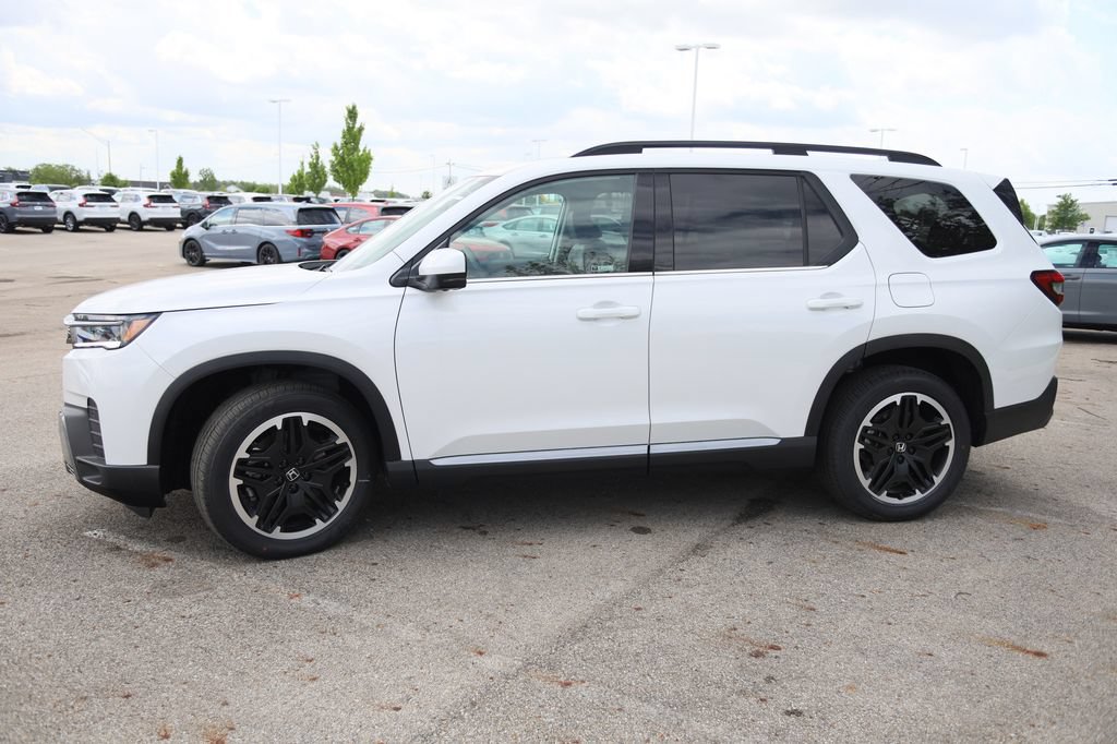 New 2026 Honda Pilot Touring image 8