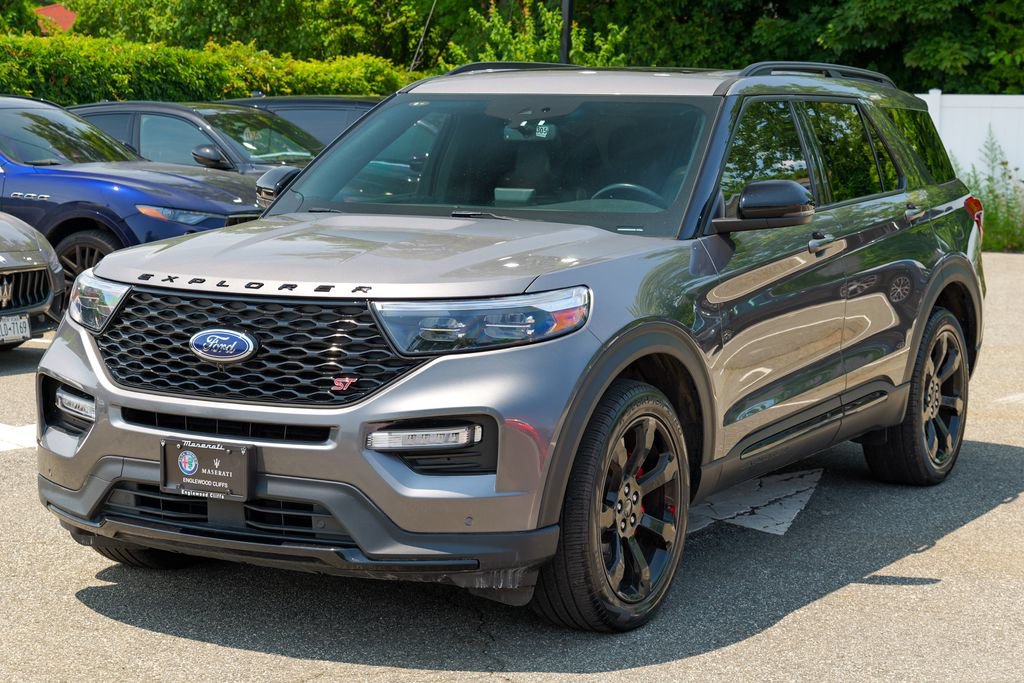 Used 2024 Ford Explorer ST w/ Equipment Group 401A AWD/4WD image 3