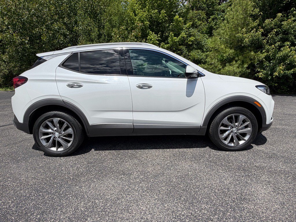 Used 2023 Buick Encore GX Essence w/ Advanced Technology Package AWD/4WD image 13