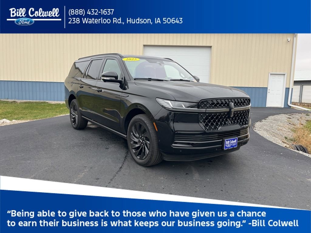 Used 2025 Lincoln Navigator L Reserve w/ Jet Appearance Package