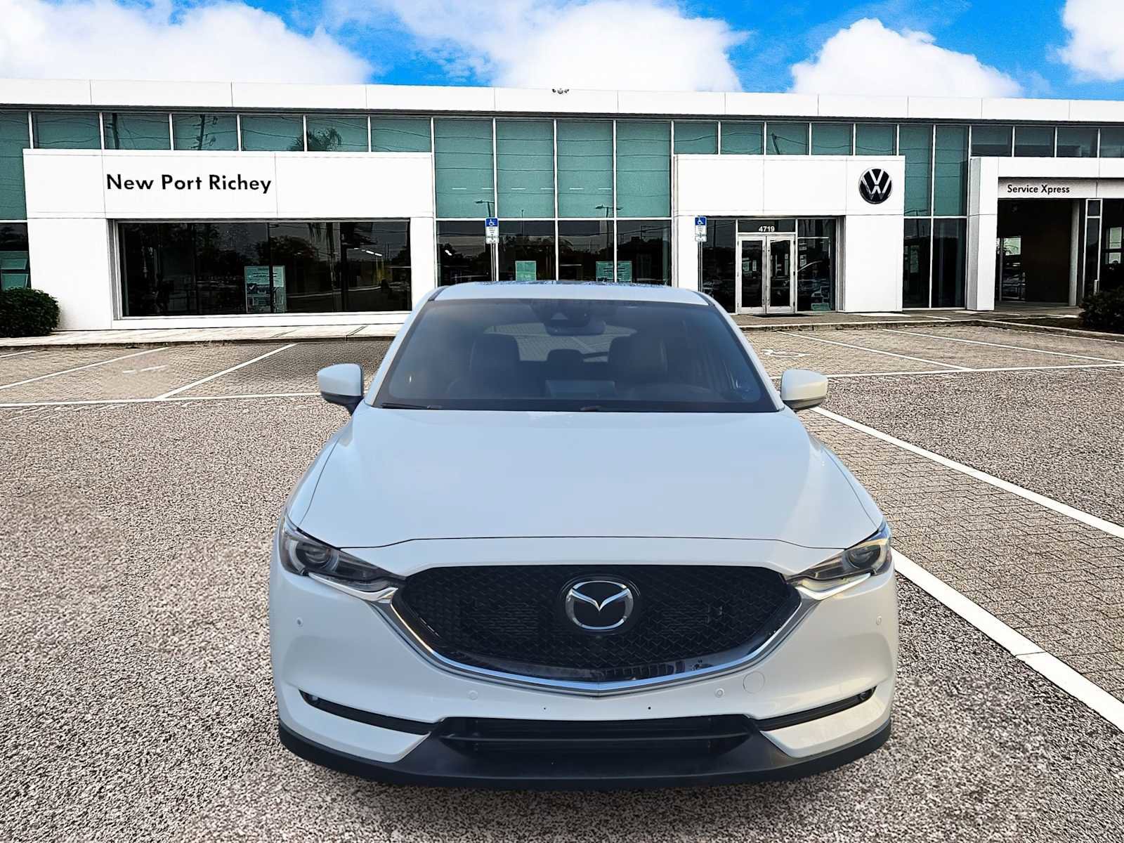 Used 2021 MAZDA CX-5 Signature image 3