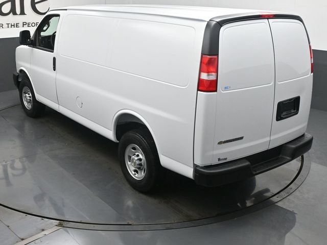 New 2026 Chevrolet Express 2500 w/ Driver Convenience Package image 20