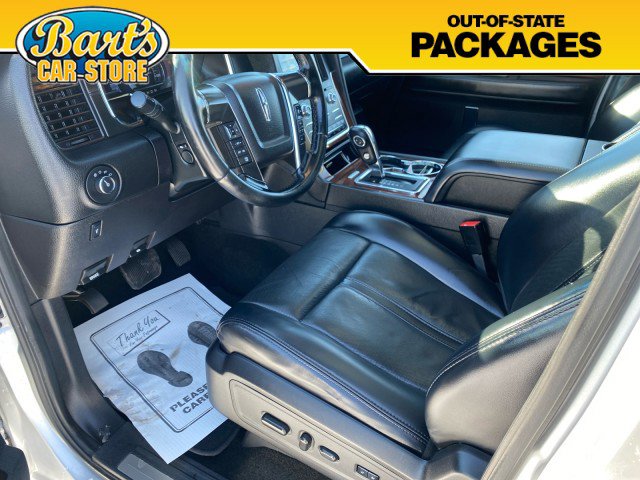 Used 2017 Lincoln Navigator Select image 30