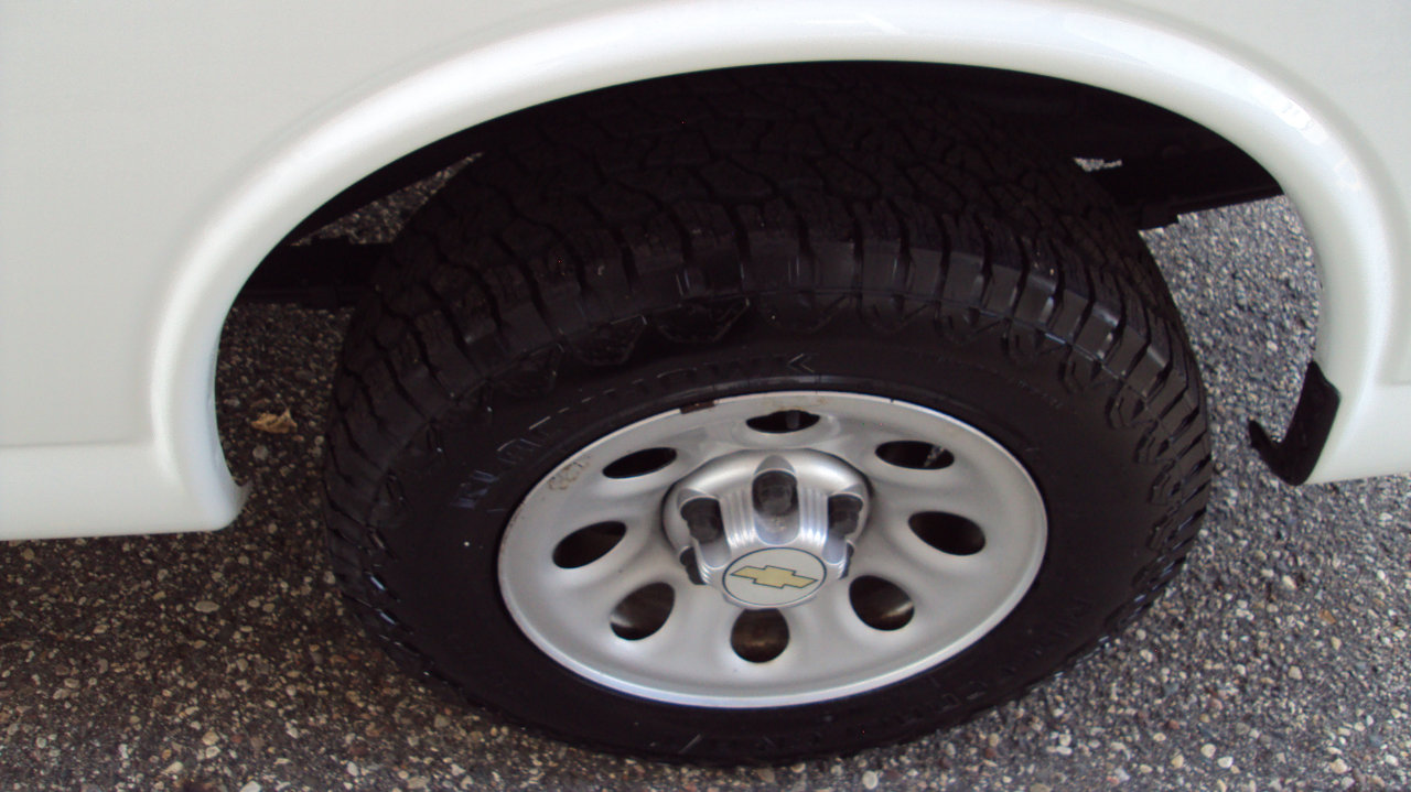 Used 2013 Chevrolet Express 1500 AWD w/ Power Package image 30