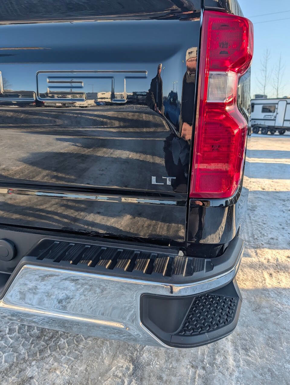 Used 2025 Chevrolet Silverado 1500 LT image 11