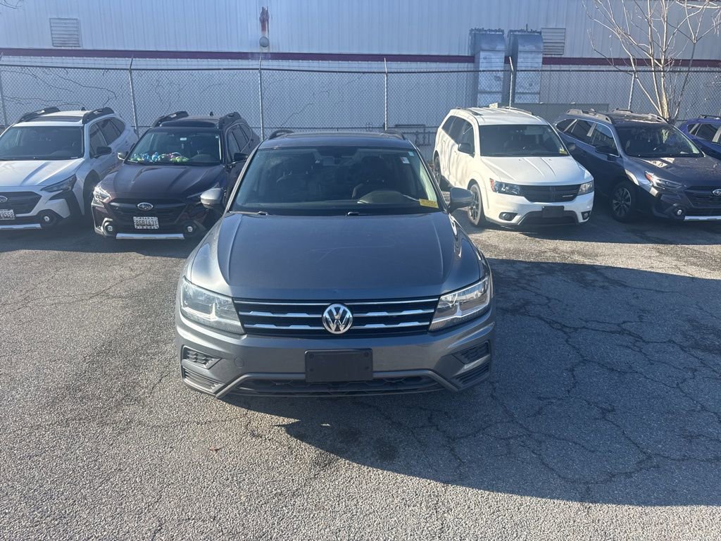 Used 2021 Volkswagen Tiguan S image 2