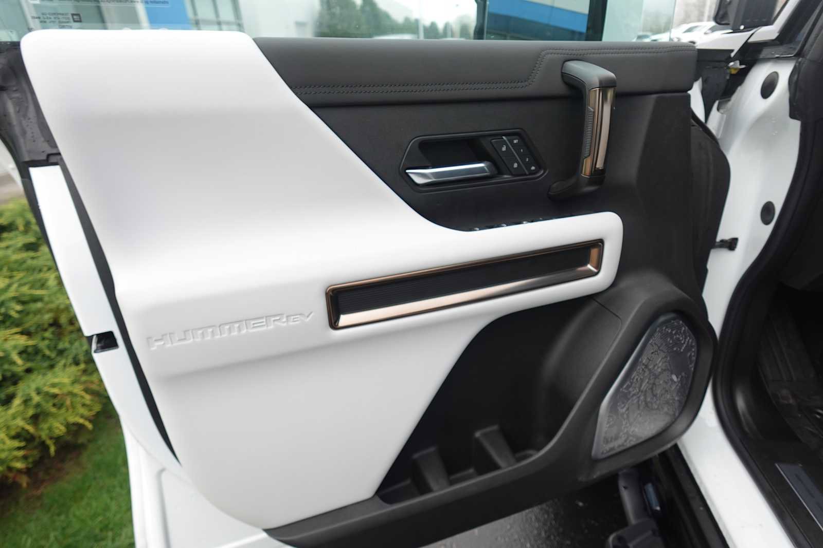 Used 2022 GMC Hummer EV Edition 1 w/ LPO, Illumination Package image 11