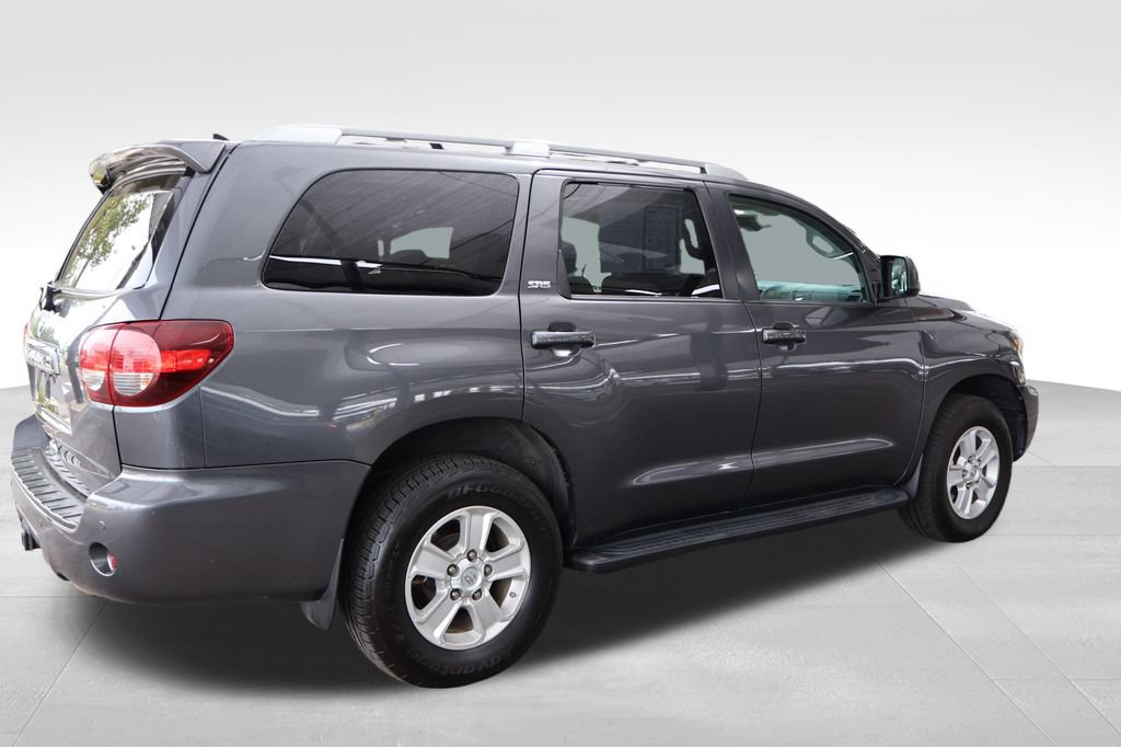 Used 2019 Toyota Sequoia SR5 AWD/4WD image 15