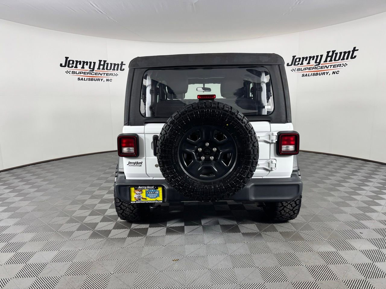 Used 2021 Jeep Wrangler Sport image 8