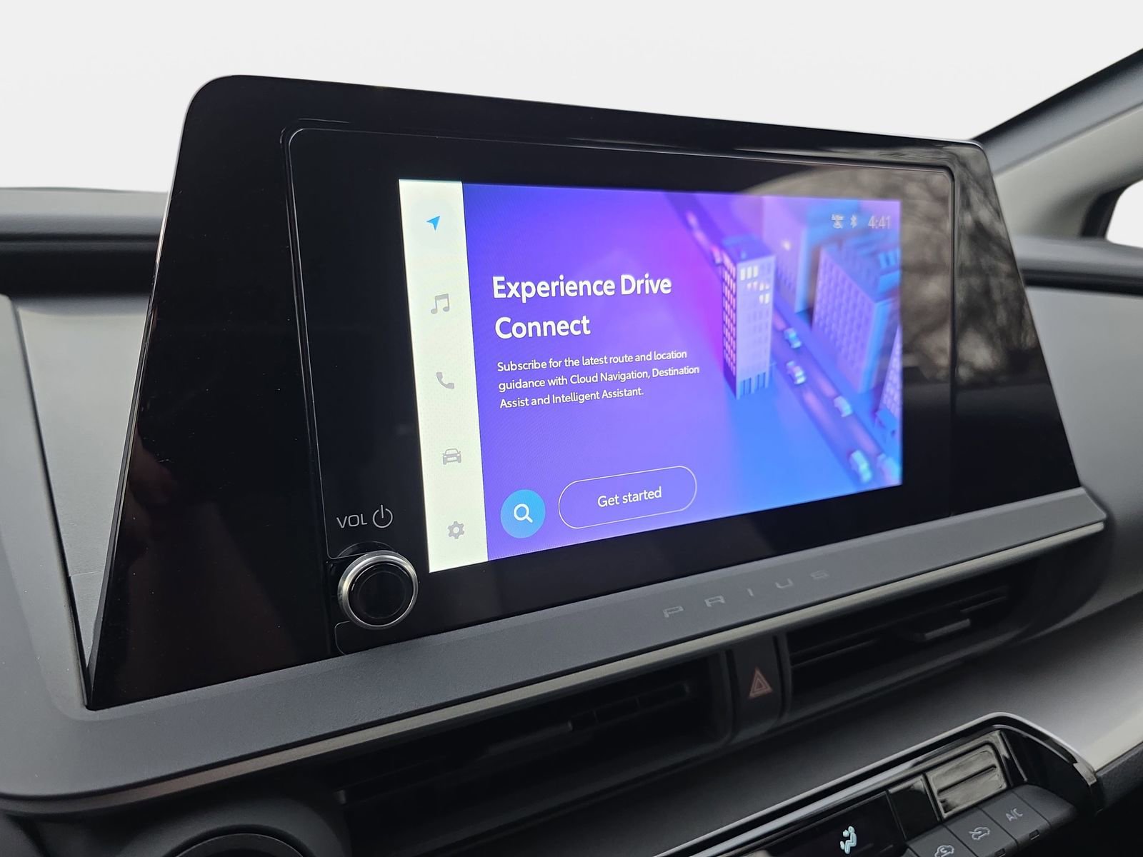 Used 2025 Toyota Prius LE image 21