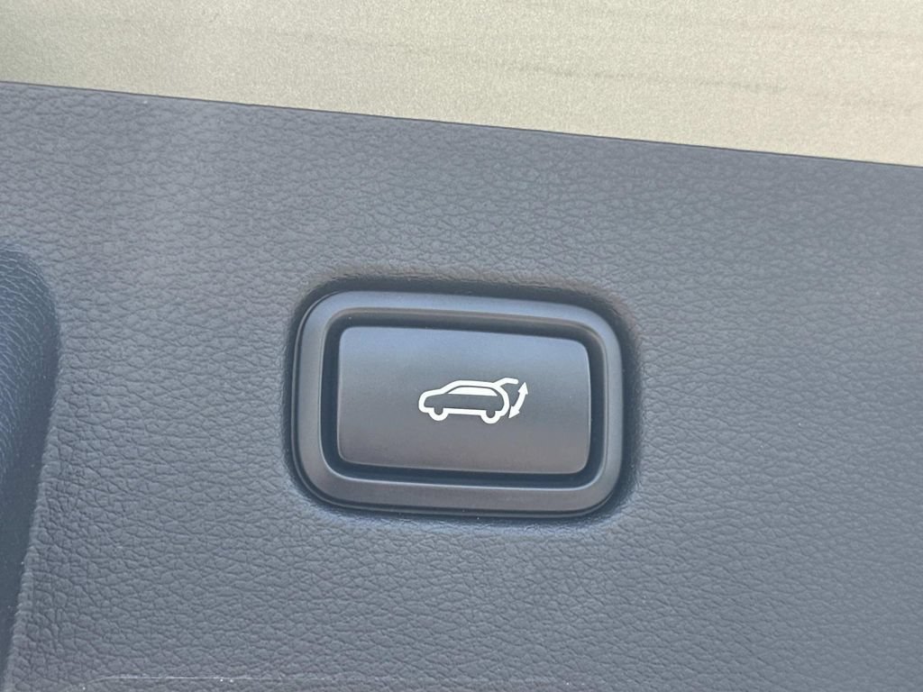 Used 2025 Kia Sportage X-Pro AWD/4WD image 6