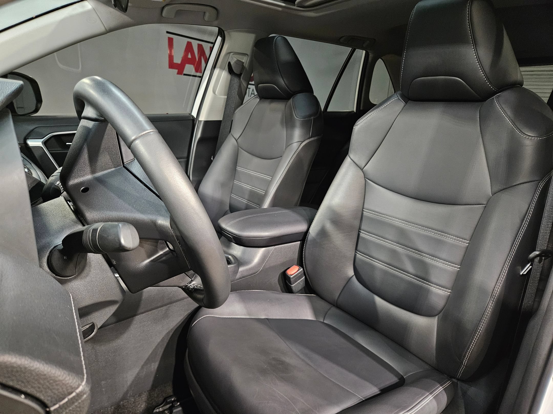 Used 2024 Toyota RAV4 XLE Premium AWD/4WD image 24