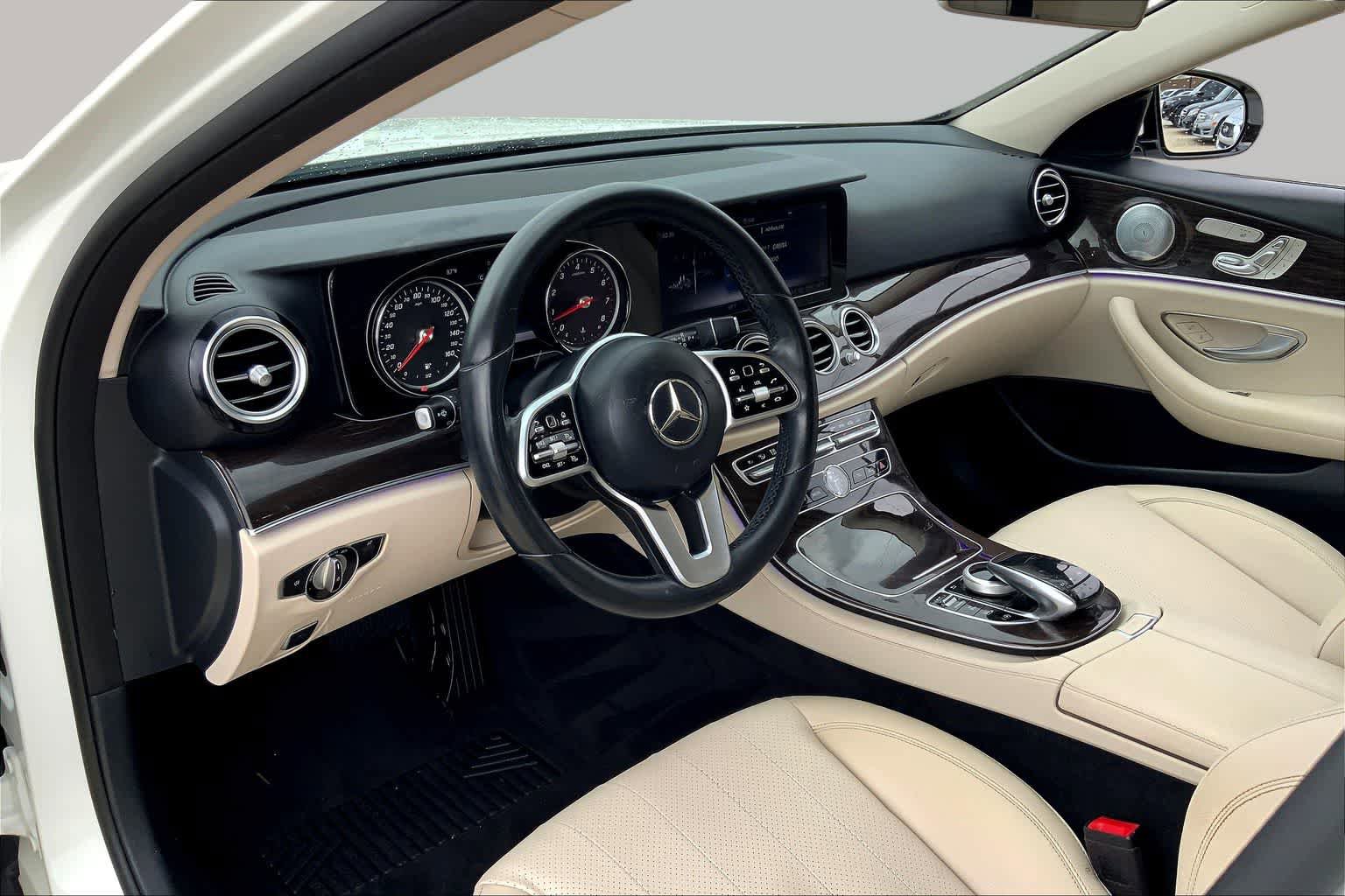 Used 2019 Mercedes-Benz E 300 image 18