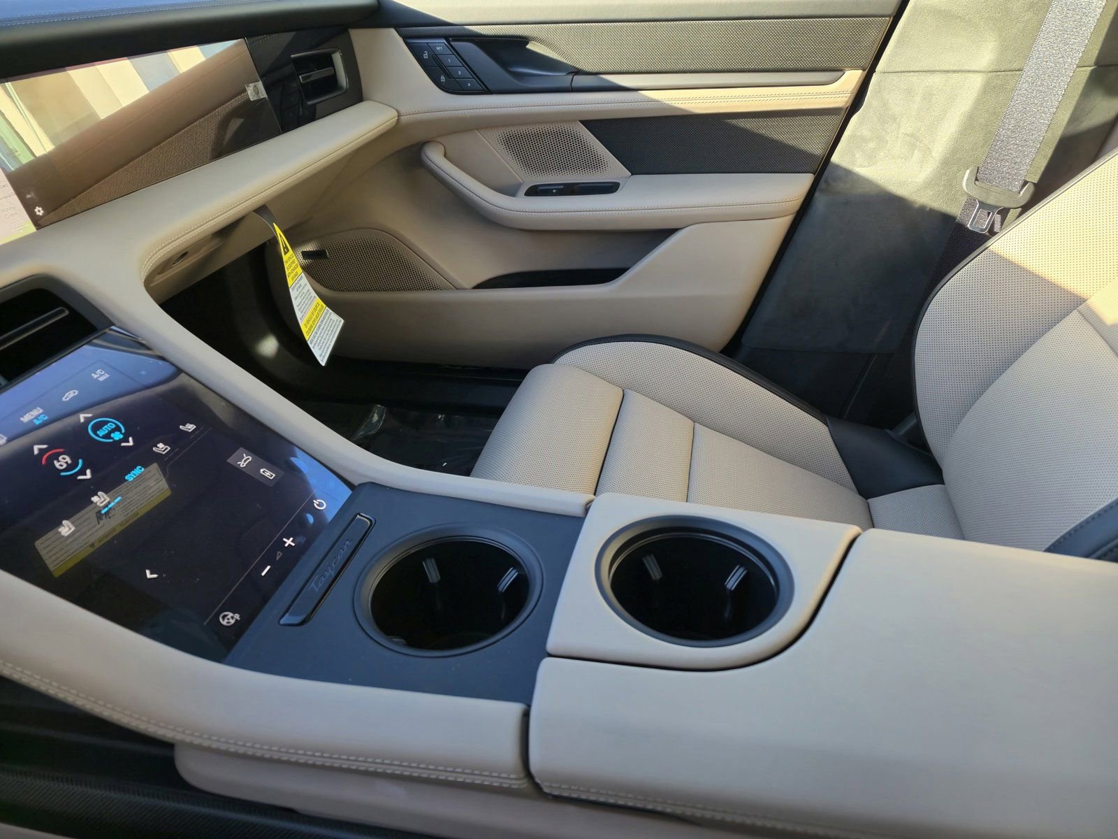 New 2025 Porsche Taycan GTS image 29