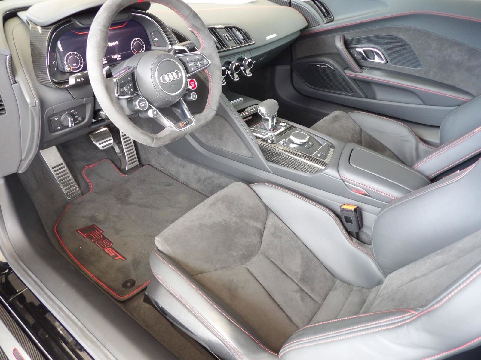 Used 2023 Audi R8 V10 GT image 27