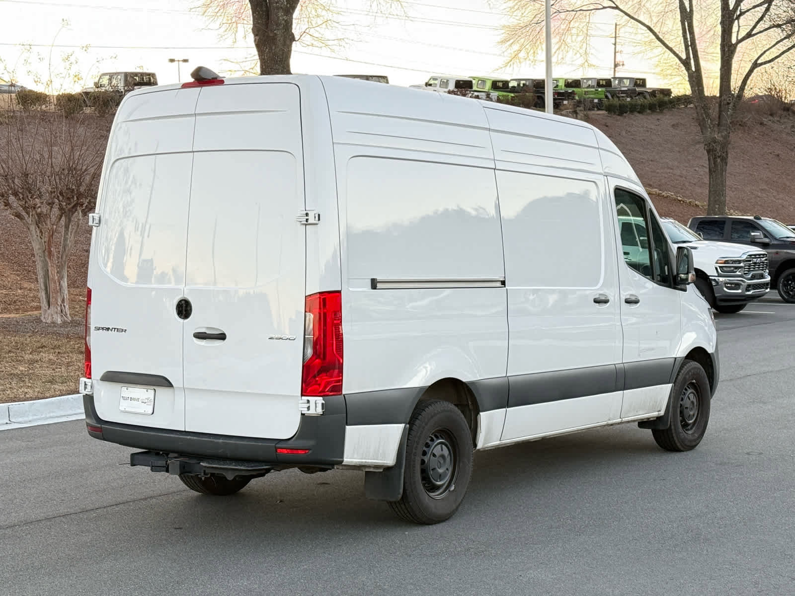 Used 2025 Mercedes-Benz Sprinter 2500 image 5